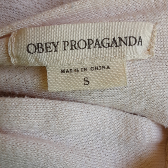 Obey Propaganda Long Sleeve Top with Cut-out Detail in Back. - Picture 7 of 9